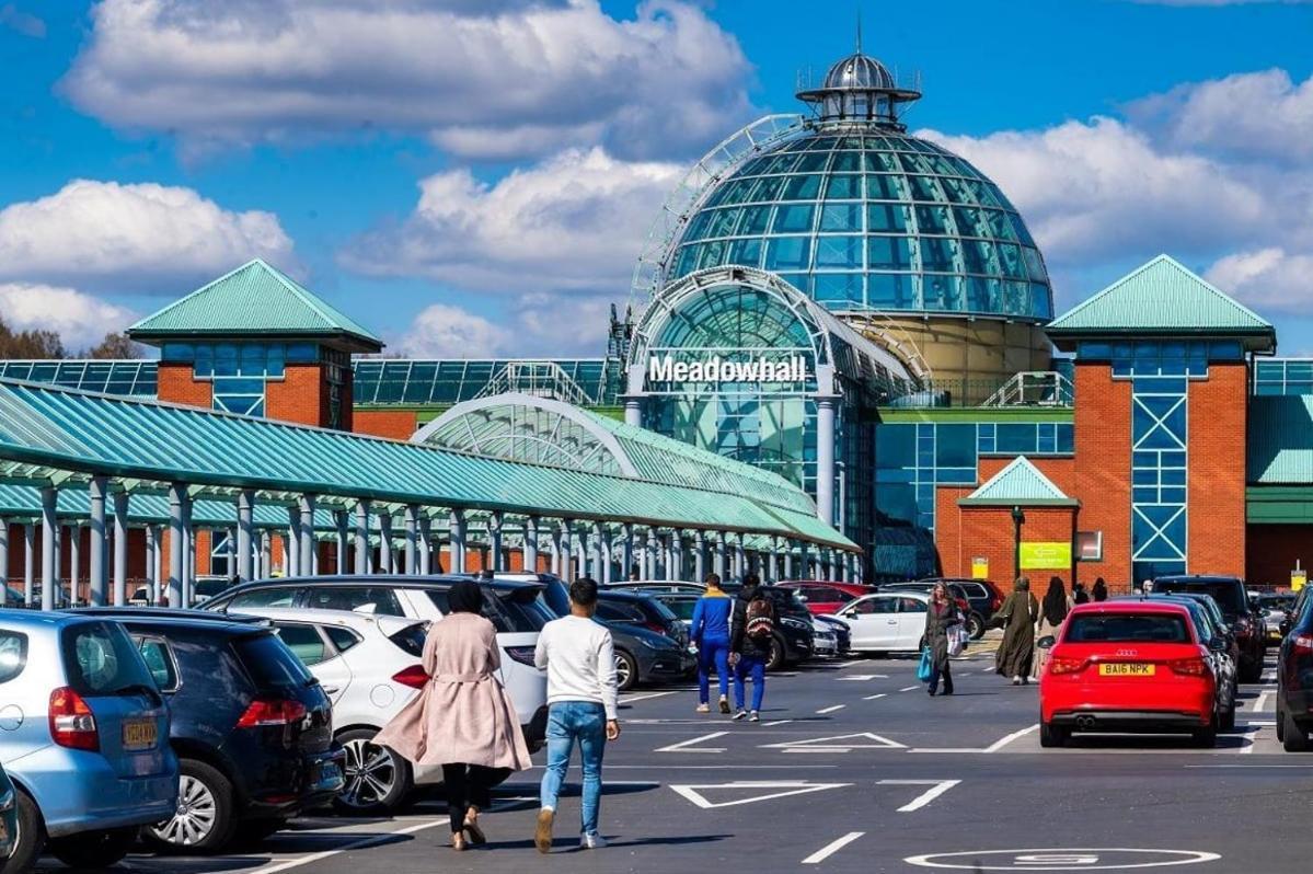 Sheffield City Centre , Free Wifi & Parking - Private Room - Shared House Экстерьер фото
