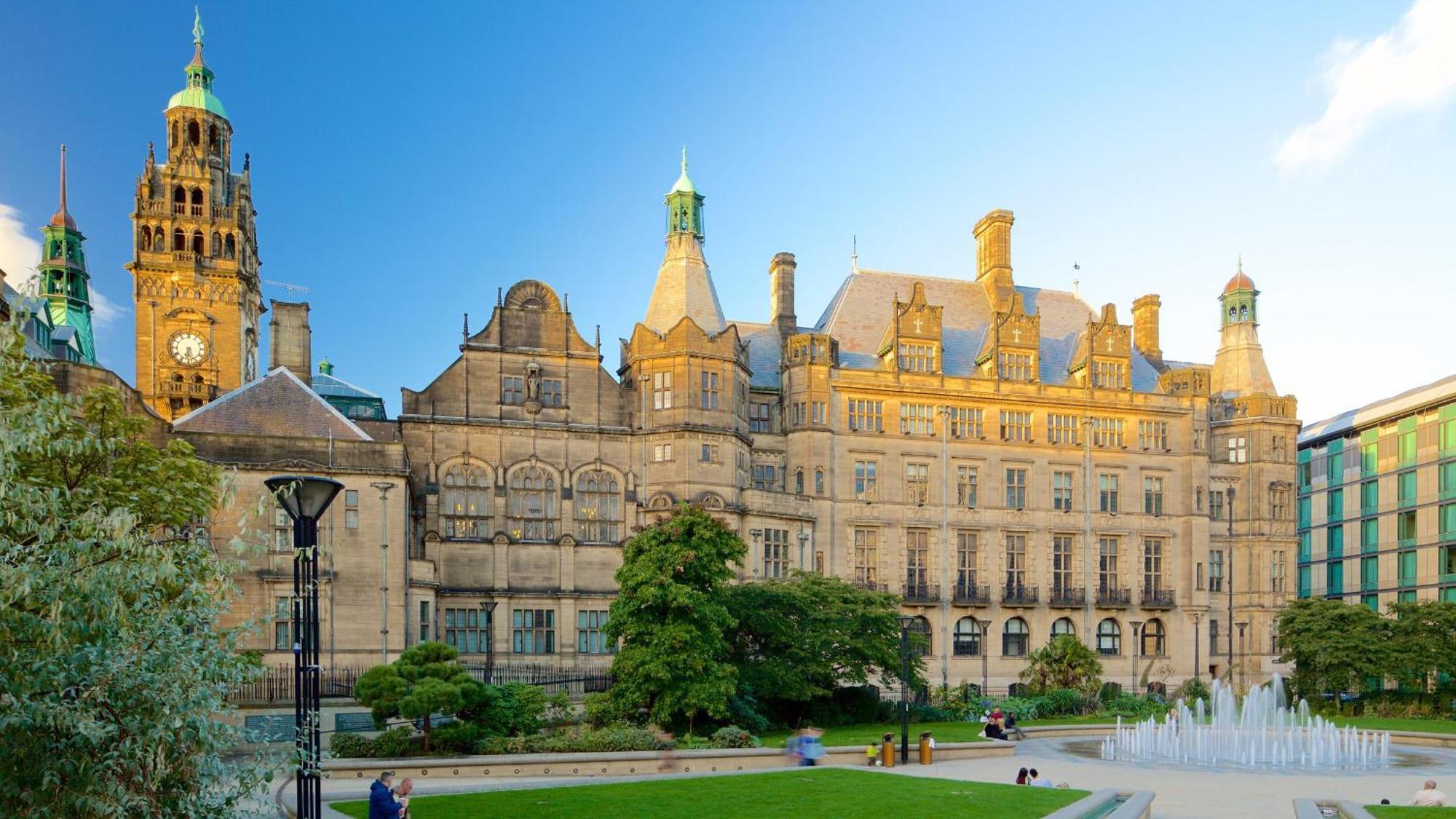 Sheffield City Centre , Free Wifi & Parking - Private Room - Shared House Экстерьер фото